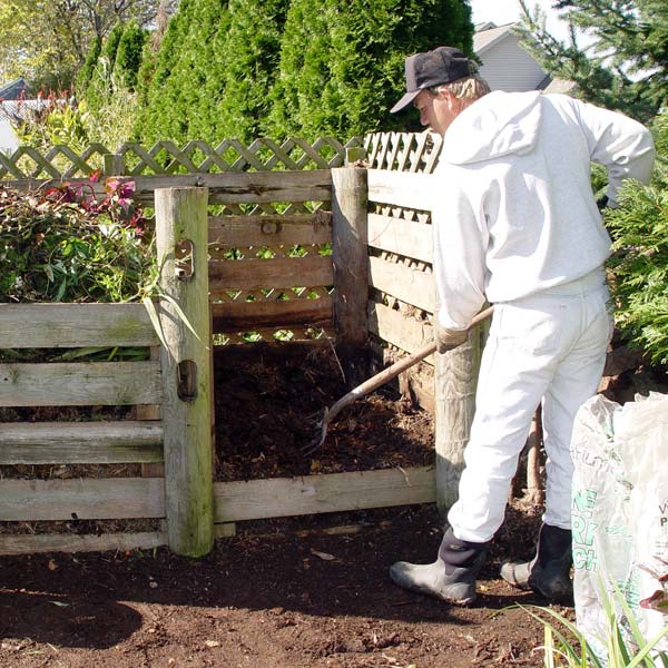 8 ways to keep your yard healthy • GreenView